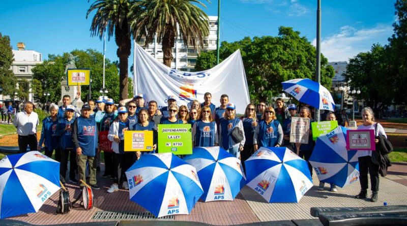 MULTITUDINARIA MARCHA DE LA MULTISECTORIAL